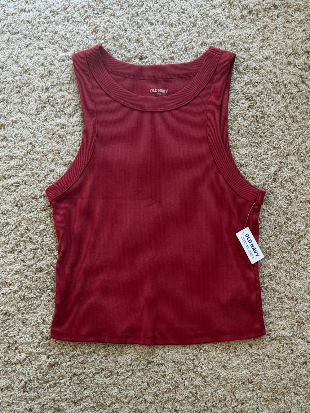 Old Navy Women’s Loganberry Snug Crop Ribbed Tank Top. Size M. NWT!
